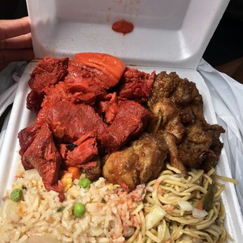 Honolulu Kitchen - Char Siu Egg Fried Rice  Garlic chicken Fried noodles   A MOUNTAIN of food - Chinese Near Me - Waipahu, Hawaii