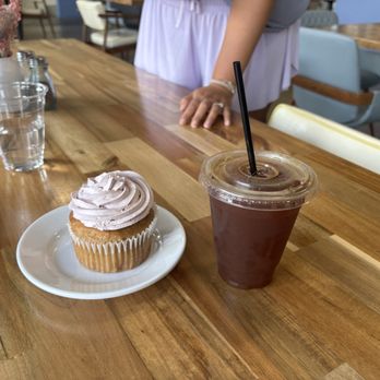 B’s Salty & Sweet - Iced americano and brown sugar and blackberry muffin - Bakeries Near Me - Columbia, Tennessee B’s Salty & Sweet - Iced americano and brown sugar and blackberry muffin - Bakeries Near Me - Columbia, Tennessee