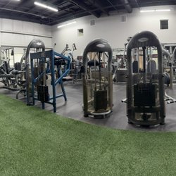 Loveland Athletic Club - Wide angle view of spacious training area