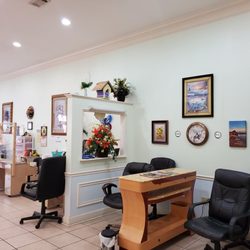 AllynSoft Massage Therapy - A Beautiful and clean facility with Hair Styling services, Massage Therapy, and Pedicures and Manicures.