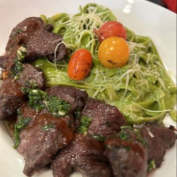 Lonzo's Restaurant - tallarin saltado with fillet mignon - Delicious! - Bakeries Near Me - Culver City, California