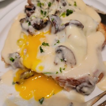 Bistro Du Jour - French Near Me - Washington, DC, District of Columbia