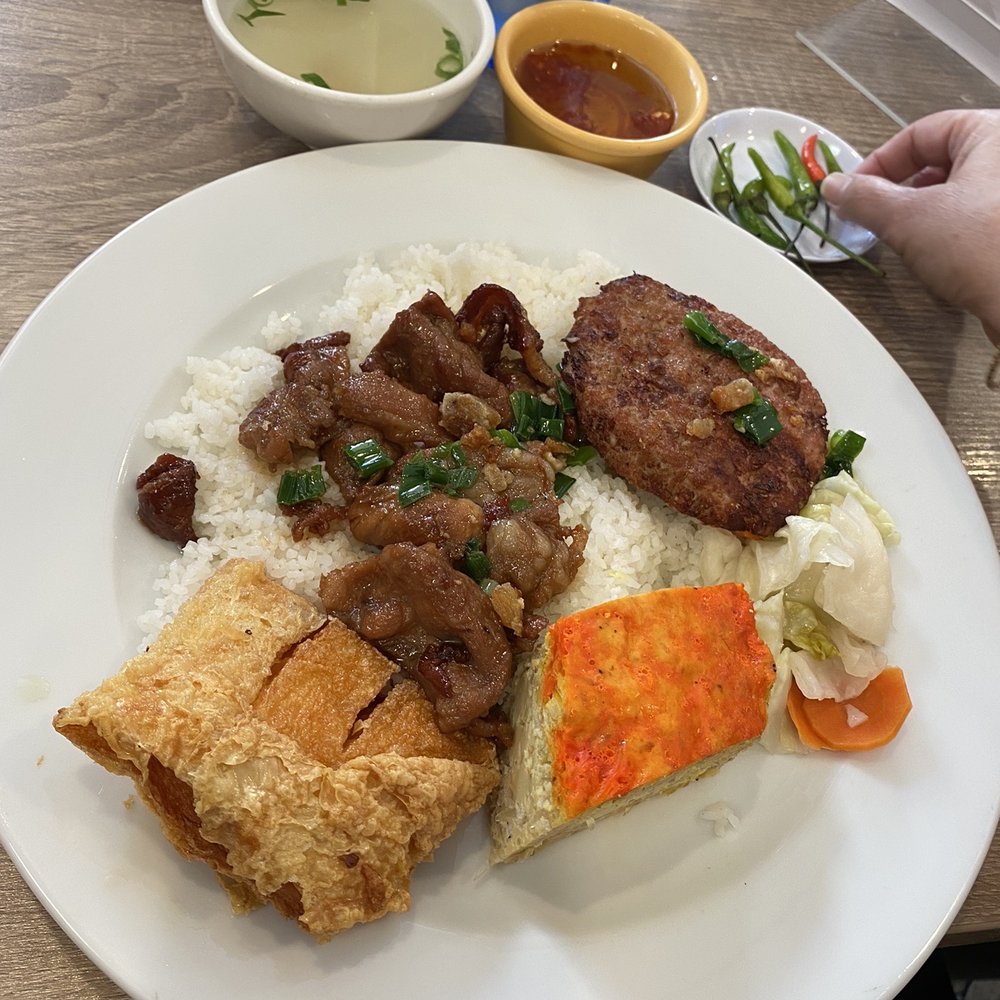 Com Tam Thanh - Grilled pork - Vietnamese Near Me - Westminster, California Com Tam Thanh - Grilled pork - Vietnamese Near Me - Westminster, California