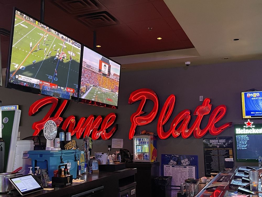 Home Plate Grill & Bar - Photo 2