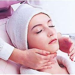 Sanly Beauty Studio