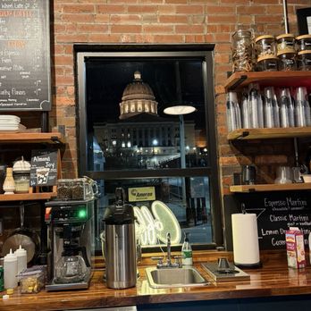 Red Wheel Steam House - A window with a view of the Capitol - Coffee & Tea Near Me - Jefferson City, Missouri Red Wheel Steam House - A window with a view of the Capitol - Coffee & Tea Near Me - Jefferson City, Missouri