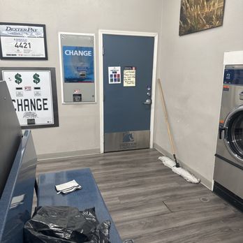 Vallejo Wash N Dry - Clean area , nice customer service ! - Laundromat Near Me - Vallejo, California Vallejo Wash N Dry - Clean area , nice customer service ! - Laundromat Near Me - Vallejo, California