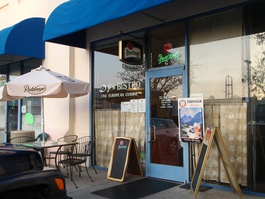 DJ's Bistro by null