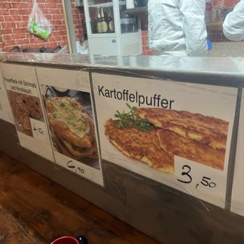 Weihnachtsmarkt - Am Hof - Farmers Market Near Me - Vienna, 9