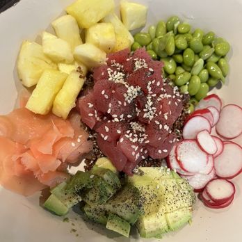 New Realm Brewing - Poke bowl - Breweries Near Me - Virginia Beach, Virginia New Realm Brewing - Poke bowl - Breweries Near Me - Virginia Beach, Virginia