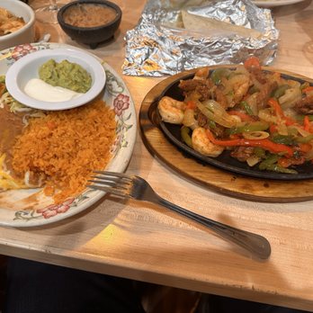 Hacienda Real - Chicken Fajita - New Mexican Cuisine Near Me - Omaha, Nebraska Hacienda Real - Chicken Fajita - New Mexican Cuisine Near Me - Omaha, Nebraska