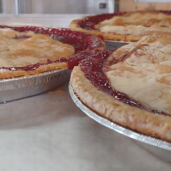 Reesor's Farm Market - Mouthwatering pies - Farmers Market Near Me - Markham, Ontario