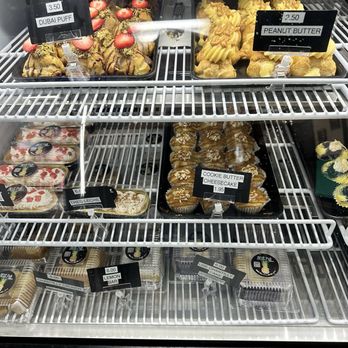 808_Puffs - Food Trucks Near Me - Waianae, Hawaii