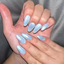 Blue chrome nails Blue chrome nails