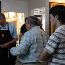 Art Tradition Gallery - Friendly atmosphere to relax with art of California.
