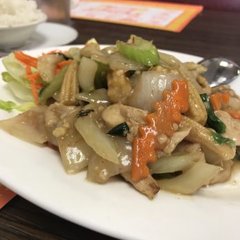 New Garden Chinese Restaurant - BokChoy Chicken. Nice to have this restaurant in the neighborhood! - Chinese Near Me - Boise, Idaho New Garden Chinese Restaurant - BokChoy Chicken. Nice to have this restaurant in the neighborhood! - Chinese Near Me - Boise, Idaho