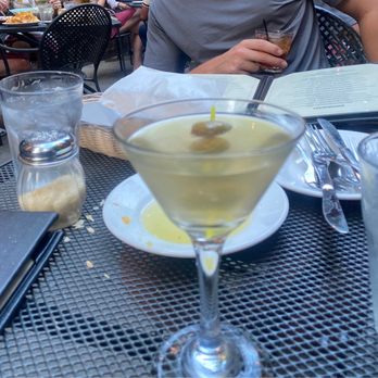 Topo Gigio Ristorante - dirty martini manhattan - Italian Near Me - Chicago, Illinois Topo Gigio Ristorante - dirty martini manhattan - Italian Near Me - Chicago, Illinois