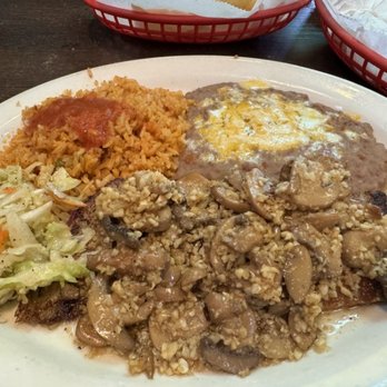 La Especial Norte - Huachinango And Mushrooms - Mexican Near Me - Encinitas, California La Especial Norte - Huachinango And Mushrooms - Mexican Near Me - Encinitas, California