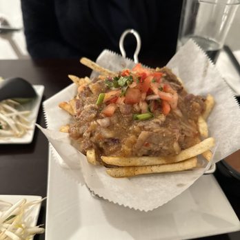 5ive Spice - The loaded fries with dip - Vietnamese Near Me - New York, New York 5ive Spice - The loaded fries with dip - Vietnamese Near Me - New York, New York
