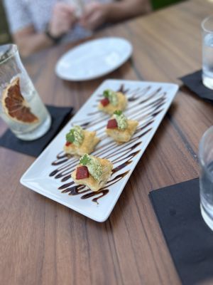 Paramour At The Phipps by null