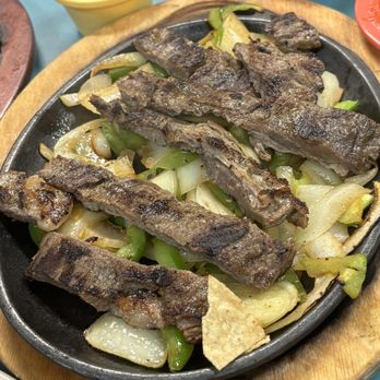 El Jalisciense Mexican Restaurant - steak and vegetables - Mexican Near Me - Deer Park, Texas