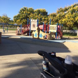 Temeku Hills Park - Playground for toddlers