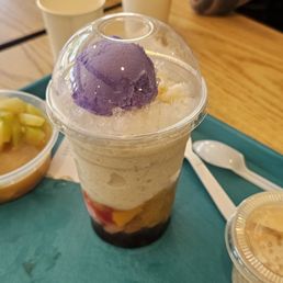 Halo Halo. SO good!! Halo Halo. SO good!!