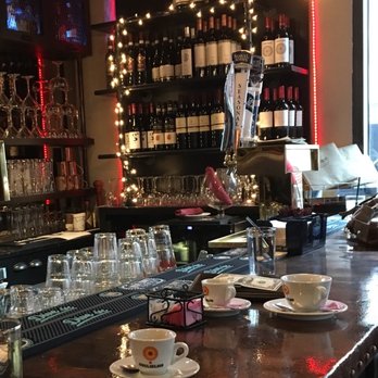 Mast - Café at the bar - Pizza Near Me - Boston, Massachusetts Mast - Café at the bar - Pizza Near Me - Boston, Massachusetts