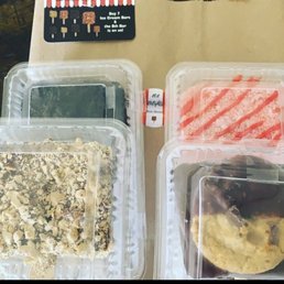 Mixed nuts, Oreo crumble, strawberry shortcake, (seasonal) cookie sandwich Mixed nuts, Oreo crumble, strawberry shortcake, (seasonal) cookie sandwich