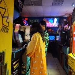 Gnarly Novelties & Arcade