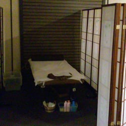 Relaxzone - deep tissue massage just make you like new man enjoy when you lie on the table ,i bet you'll don't want the go.