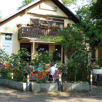 Pershia - Biergarten im Sommer - Arabic Near Me - Karlsruhe, BW