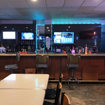 Shooter's Lounge - a bar with a counter and chairs - Lounges Near Me - Ely, Nevada Shooter's Lounge - a bar with a counter and chairs - Lounges Near Me - Ely, Nevada