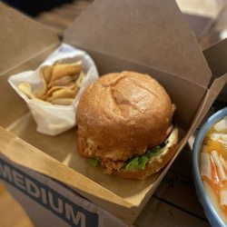 Dawa's - Buttermilk Chicken Sandwich