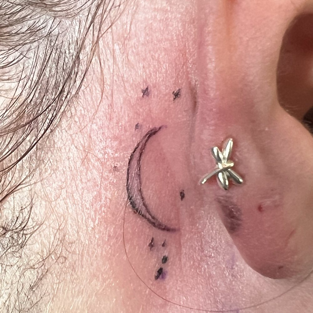 31 Inspired Days of Nail Art – Day 25: Celebrity Inspired Nails - Of Life  and Lacquer, image size:1000x1000