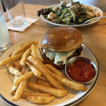 Good Company - Hamburger/ FULL BRUSSELS CAESER - Cocktail Bars Near Me - St. Louis, Missouri Good Company - Hamburger/ FULL BRUSSELS CAESER - Cocktail Bars Near Me - St. Louis, Missouri