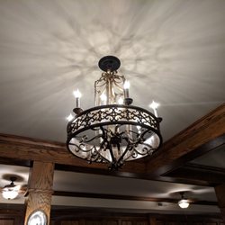 Avalon Hall - Chandelier