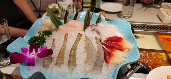 Haidilao HotPot Chicago Inc by null