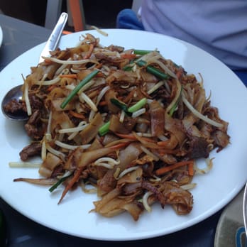 Jade Magic Wok - Beef noodle dish - Wok Near Me - Frankfurt, HE