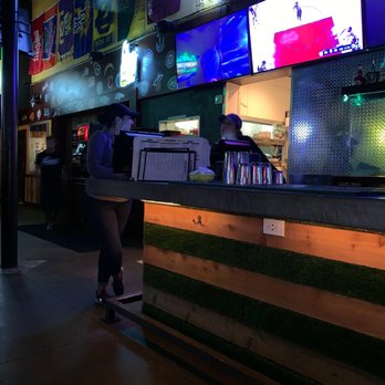 Christian's Tailgate - Sports Bars Near Me - Houston, Texas