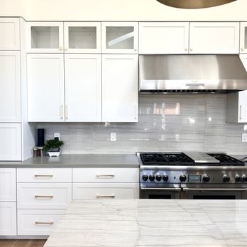 Inspire Design - Kitchen- check out this gorgeous backsplash! - Interior Design Near Me