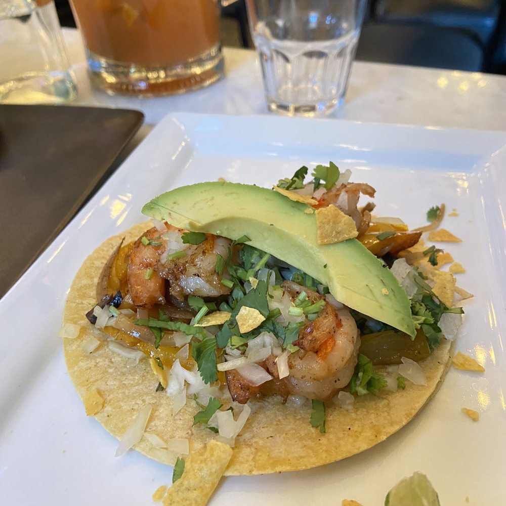 AriZ5 - Shrimp taco - Mexican Near Me - Montreal, Quebec