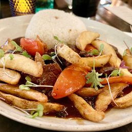Lomo Saltado