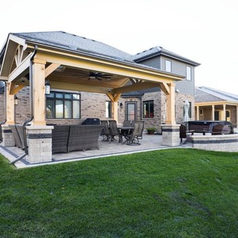 Selvin's Landscaping - Landscaping Near Me - Addison, Illinois