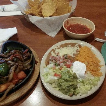 El Ranchero - Very good lunch size steak fajitas. The kitchen made it fast! - Mexican Near Me - Milford, Ohio
