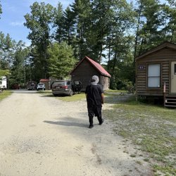 Winding River Campground - Outside front of Cabins