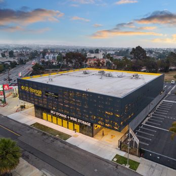 US Storage Centers - Self-storage facility Los Angeles Osage exterior building - Self Storage Near Me - Los Angeles, California US Storage Centers - Self-storage facility Los Angeles Osage exterior building - Self Storage Near Me - Los Angeles, California