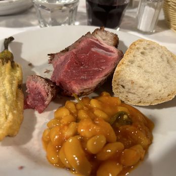 I' Brindellone - Steak, beans, zucchini blossoms and house wine - Tuscan Near Me - Florence, FI