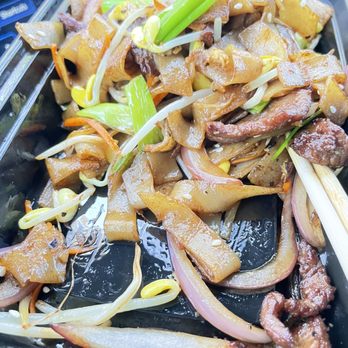 Local Cafe - Beef chow fun - Chinese Near Me - Fremont, California