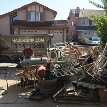 HaulNJunk - Junk Removal & Hauling Near Me - San Clemente, California